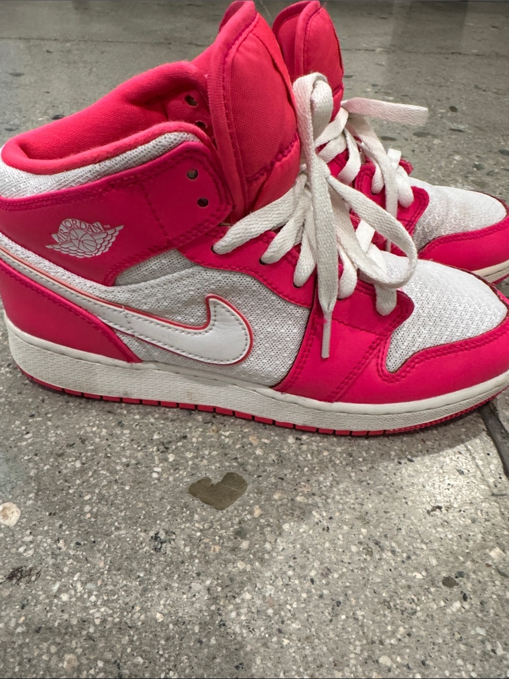 Nike Air Jordan in Pink and White - Rare - Picture 4 of 4
